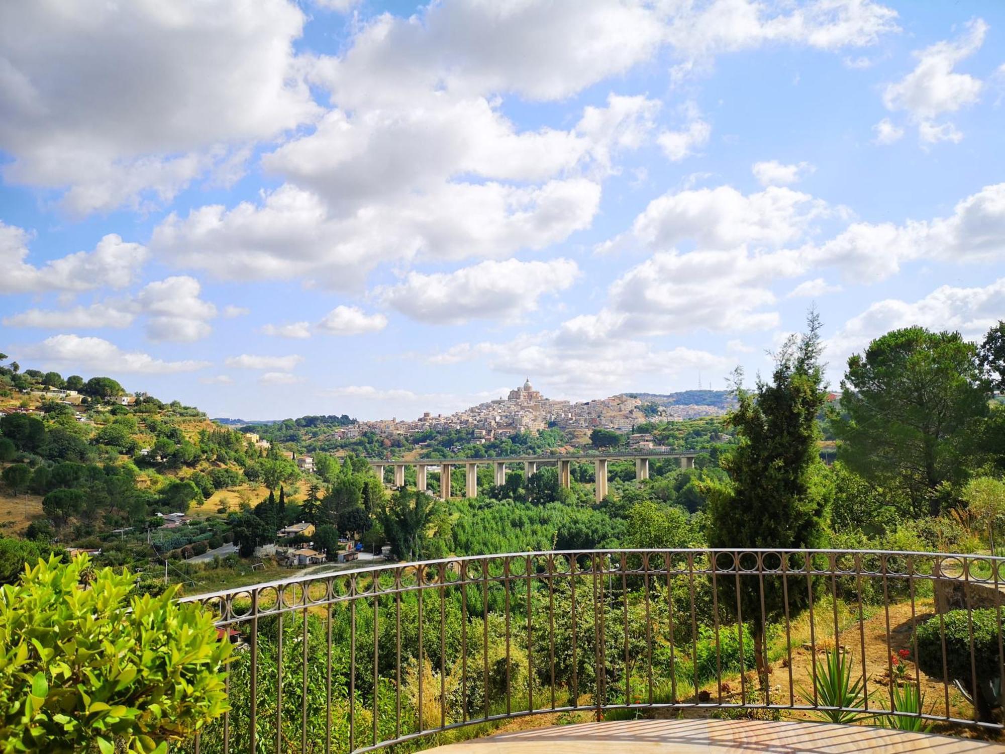 Panorama Suite Piazza Armerina Exterior photo