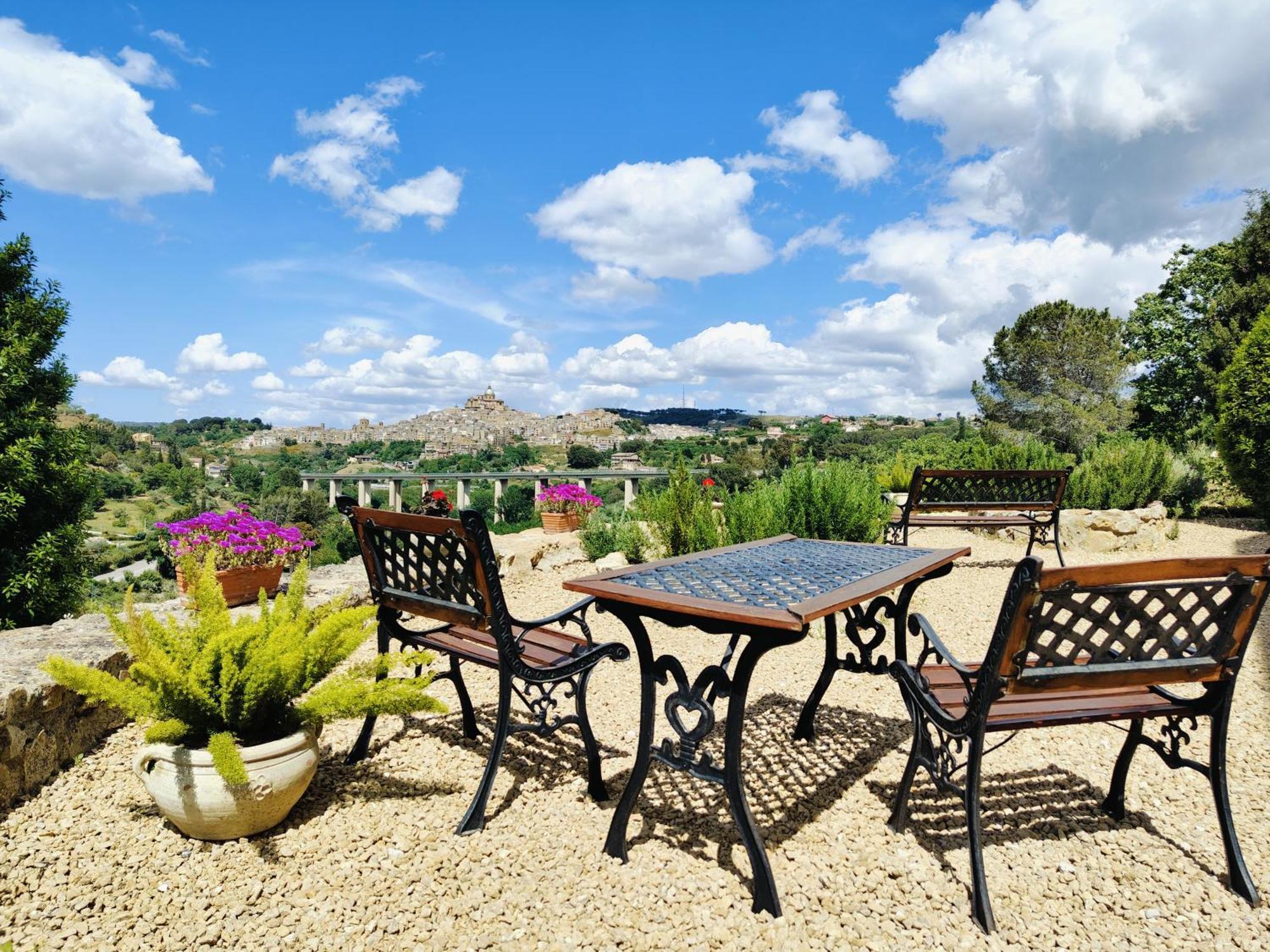 Panorama Suite Piazza Armerina Exterior photo